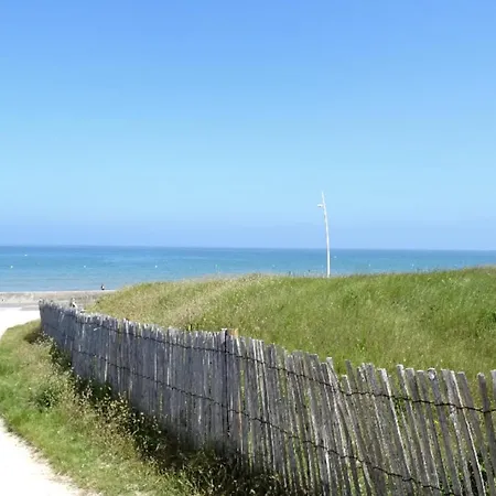 Beautiful Flat 50m From The Beach Of * Кабур